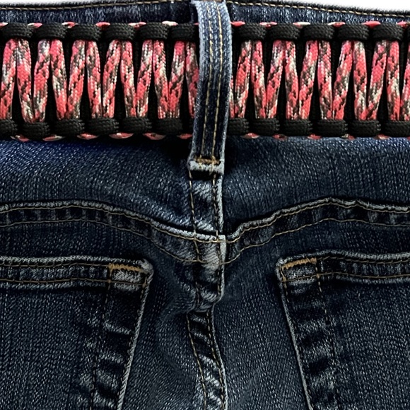 Paracord Belt | Black with Hues of Pink | REALTREE Silver Buckle | Size 36 / M/L - Picture 11 of 17